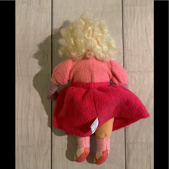 Direct Connect Intl Miss Piggy 🐷 Character Plush - Picture 7 of 7